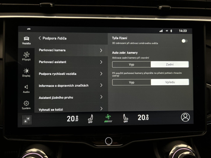 Lynk & Co 01 PHEV DCT AUT 1.maj.
