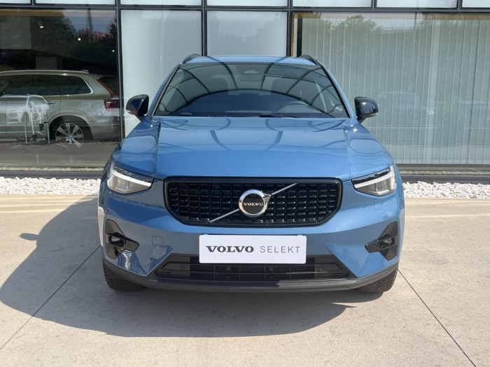 Volvo XC40 B4 PLUS DARK Aut 1.maj.