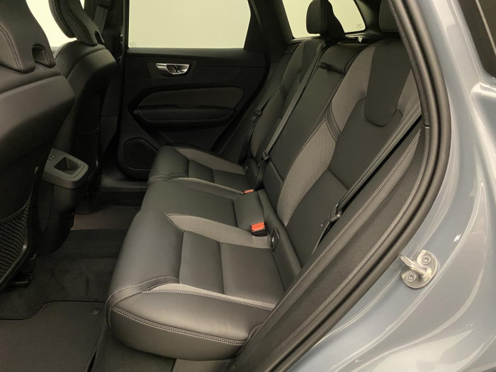 Volvo XC60 B4 AWD AUT DARK PLUS 2.0 Plus