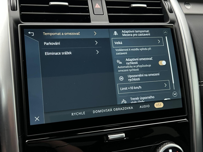 Land Rover Discovery D250 R-DYNAMIC SE AWD AUT 3.0 d Dynamic SE