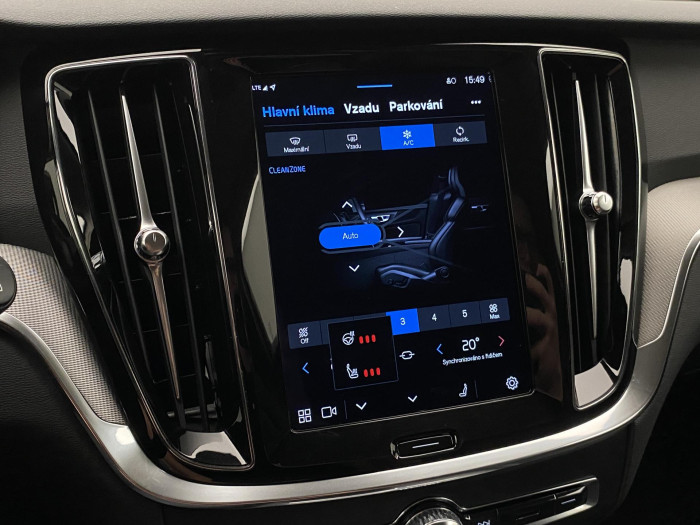 Volvo V60 CC B5 AWD PLUS BRIGHT 1.maj