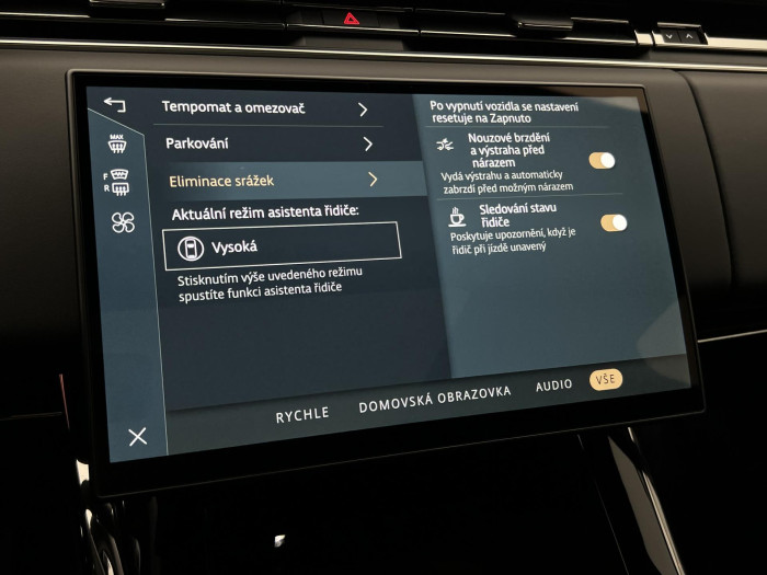 Land Rover Range Rover Sport D250 DYNAMIC SE REZERVACE 3.0 d Dynamic SE