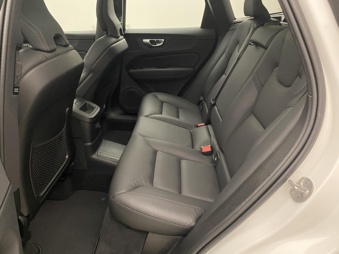 Volvo XC60 T6 AWD DARK RECHARGE 1.maj