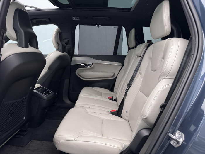 Volvo XC90 B5 AWD R-DESIGN AUT CZ