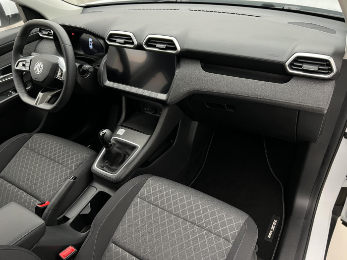 MG ZS 1.5 EXCITE CZ 1.maj.