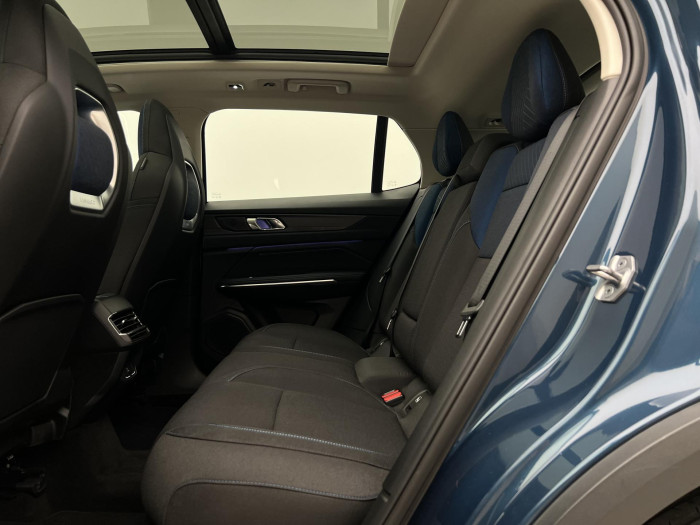 Lynk & Co 01 HEV AUT