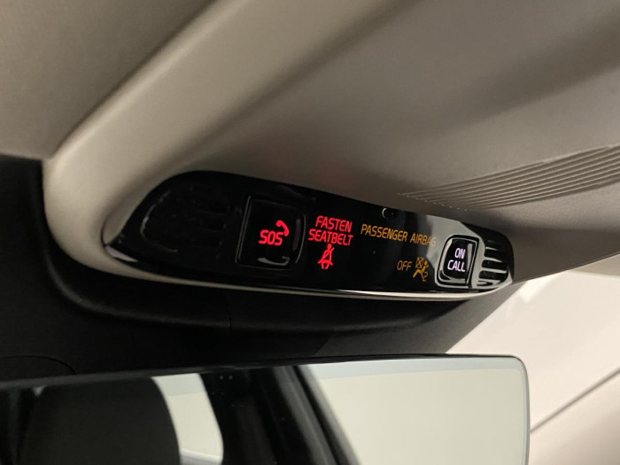 Volvo V90 D4 AWD MOMENTUM REZERVACE 2.0 d Momentum