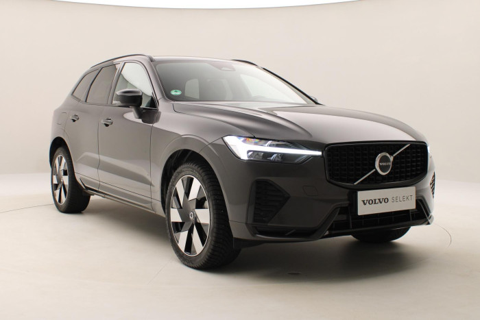 Volvo XC60 B4 AWD DARK PLUS AUT CZ 1.maj