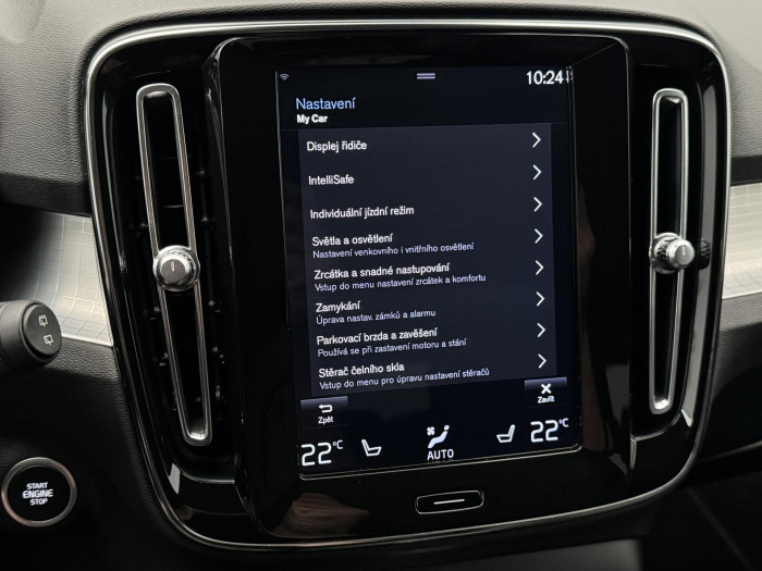 Volvo XC40 T4 MOMENTUM PRO AUT CZ 2.0 Momentum