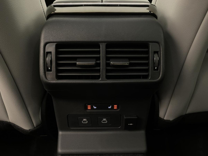 Land Rover Range Rover Velar D300 DYNAMIC SE AWD AUT 3.0 d Dynamic SE