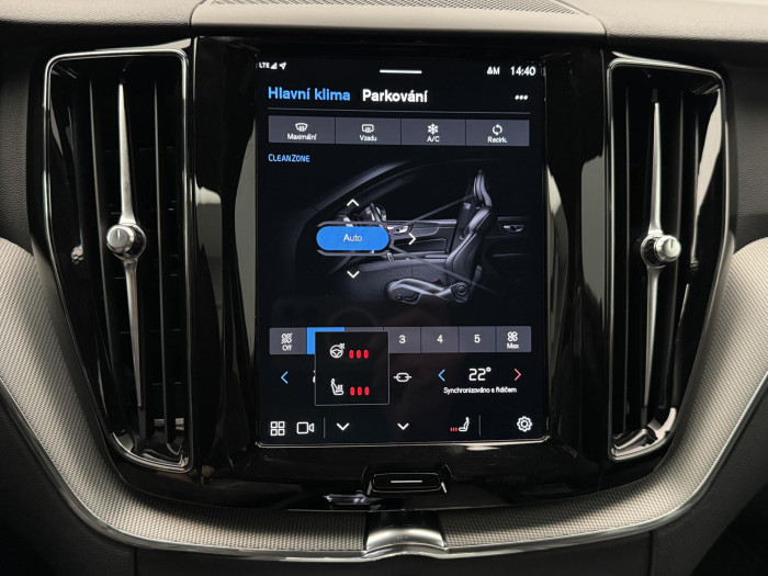 Volvo XC60 B5 AWD DARK PLUS