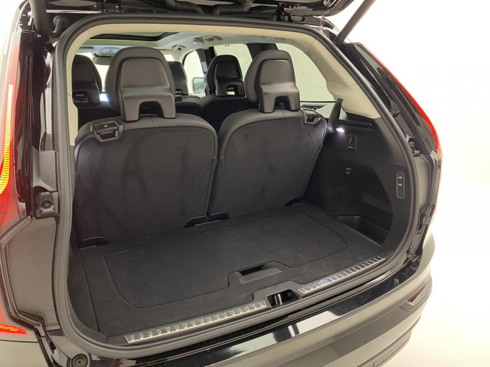 Volvo XC90 T8 AWD RECHARGE DARK ULTRA