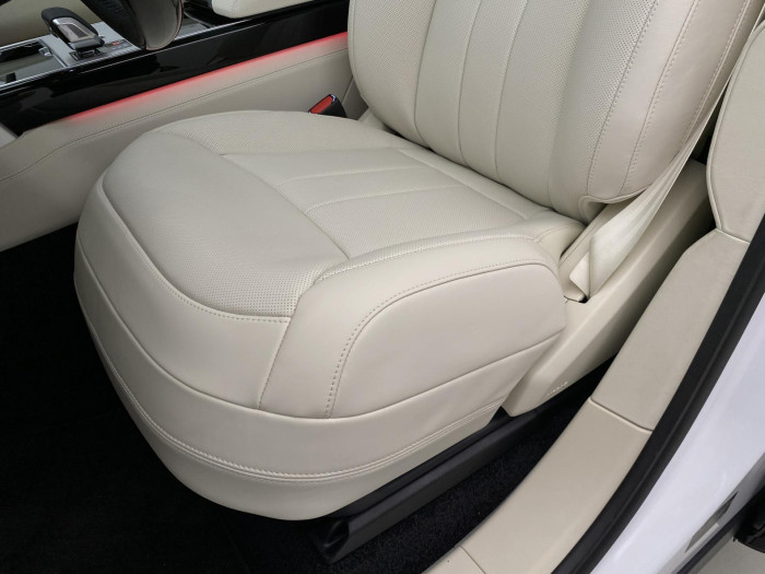 Land Rover Range Rover P530 AUTOBIOGRAPHY REZERVACE