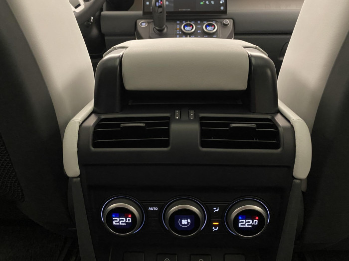 Land Rover Defender D350 X-DYNAMIC HSE AWD AUT 3.0 d Dynamic