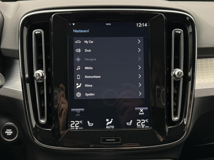 Volvo XC40 T3 MOMENTUM CZ 1.maj 1.5 Momentum