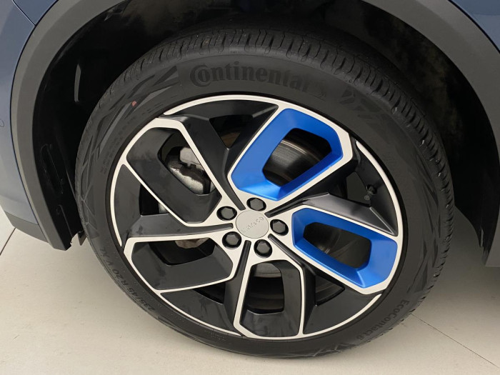 Lynk & Co 01 PHEV DCT AUT 1.maj.