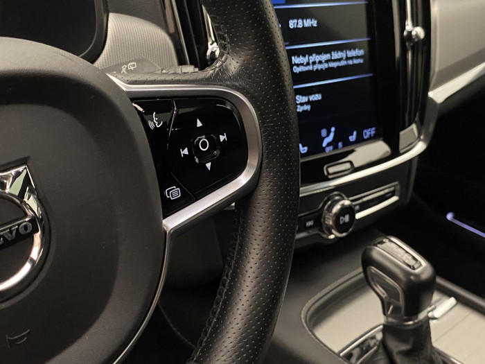 Volvo V90 CC D4 AWD MOMENTUM AUT 2.0 d CC CC Momentum