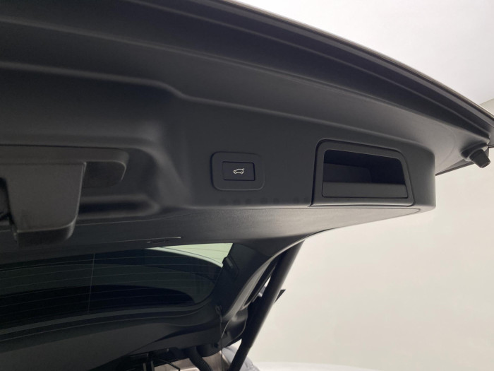 Land Rover Range Rover Evoque P300 HST AWD AUT