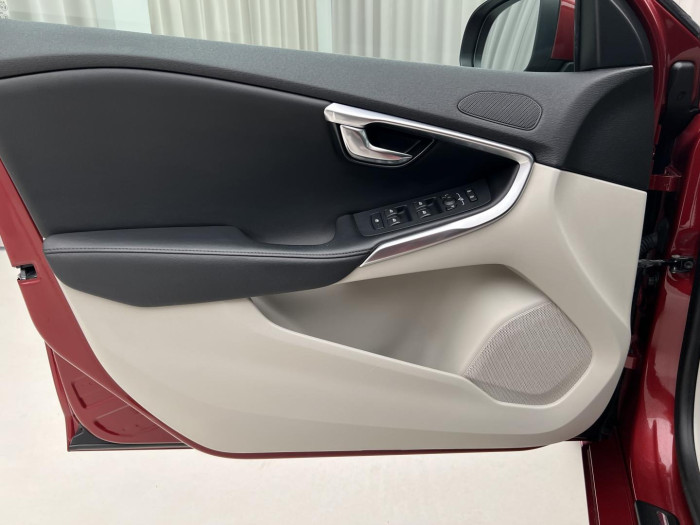 Volvo V40 D2 MOMENTUM 2.0 d Momentum