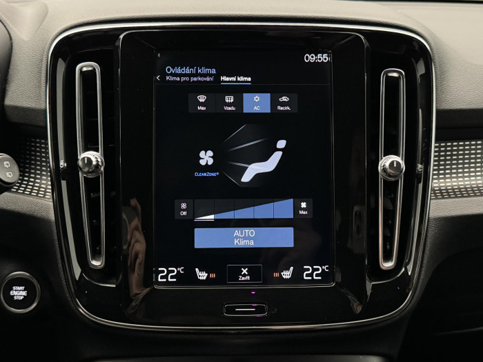 Volvo XC40 D4 AWD R-DESIGN AUT CZ 1. maj 2.0 d