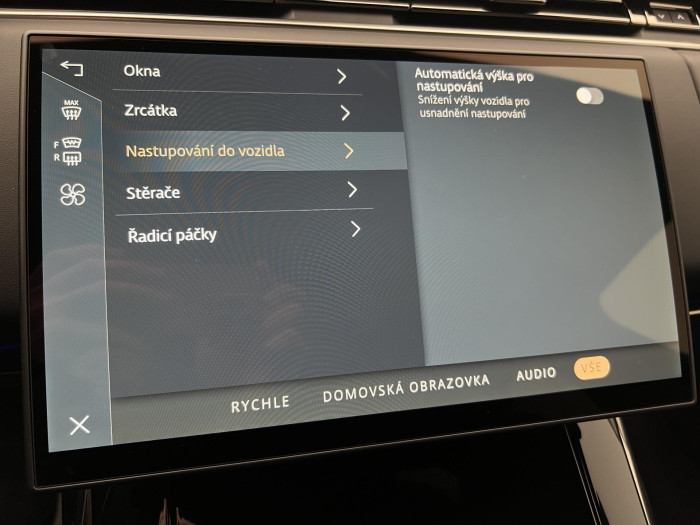 Land Rover Range Rover Sport P550e AUTOBIOGRAPHY REZERVACE