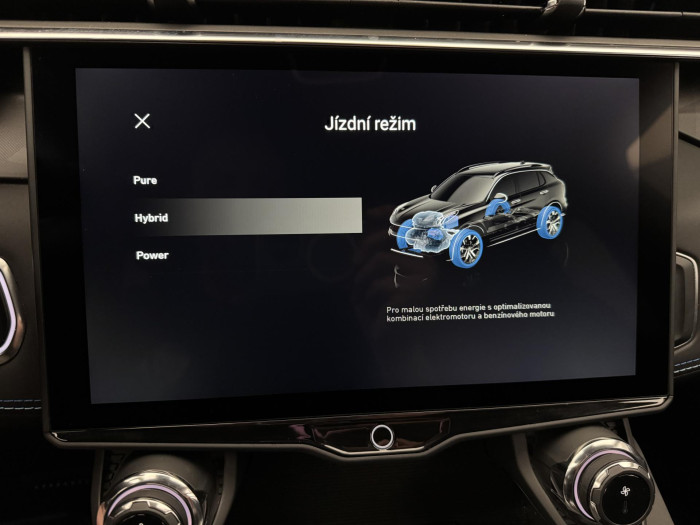 Lynk & Co 01 PHEV DCT AUT REZERVACE