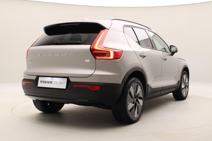 Volvo XC40 PLUS SINGLE MOTOR RECHARGE CZ