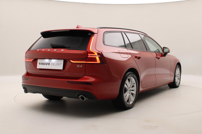 Volvo V60 D4 MOMENTUM CZ REZERVACE 2.0 d Momentum