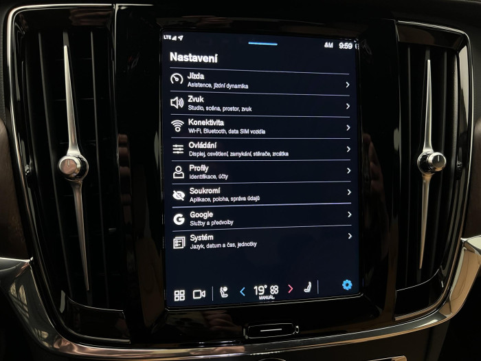 Volvo S90 T8 AWD RECHARGE ULTIMATE DARK
