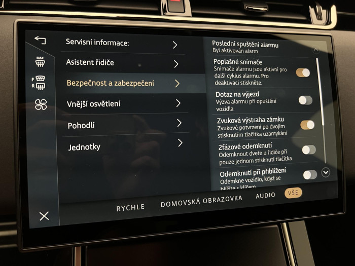 Land Rover Range Rover Evoque D200 DYNAMIC SE AWD Aut 1.2 d Dynamic SE