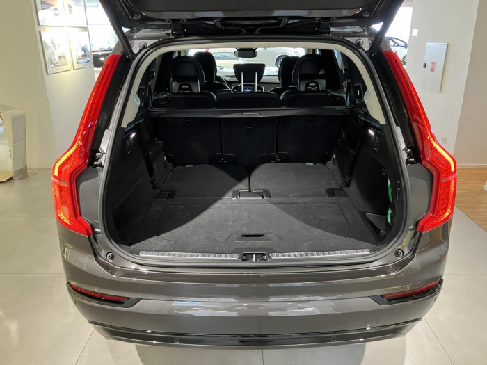 Volvo XC90 T8 AWD AUT  ULTRA 7-míst