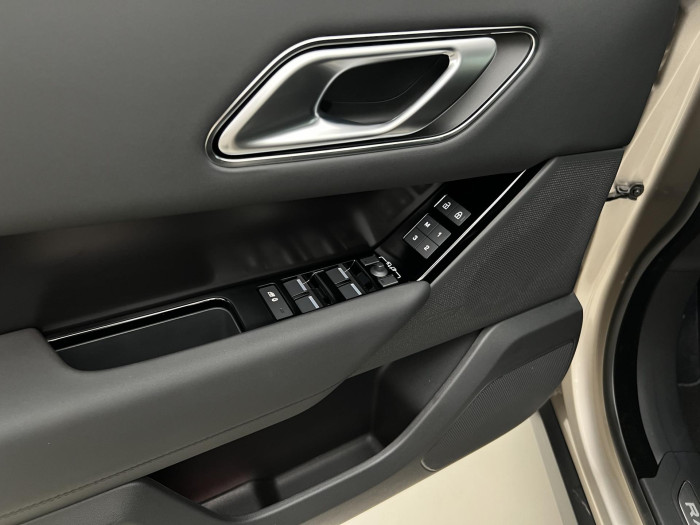 Land Rover Range Rover Velar D300 DYNAMIC SE AWD Aut 3.0 d Dynamic SE