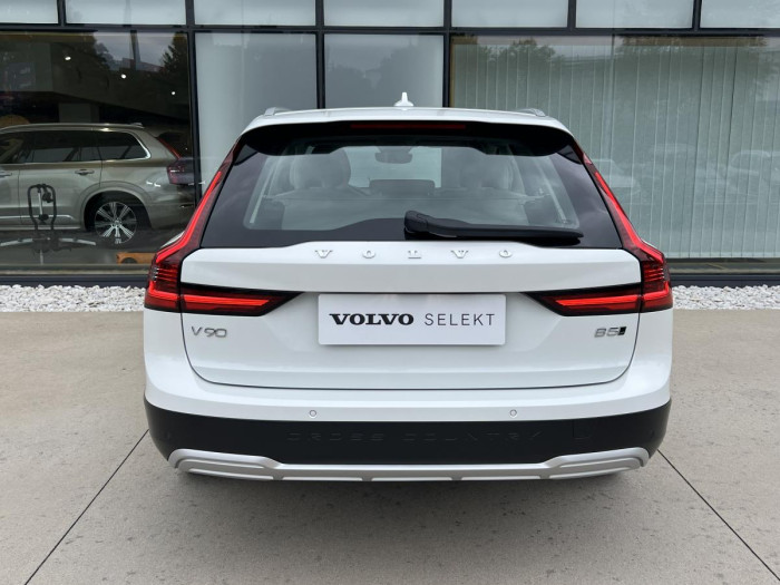 Volvo V90 CROSS COUNTRY B5 AWD REZERVACE
