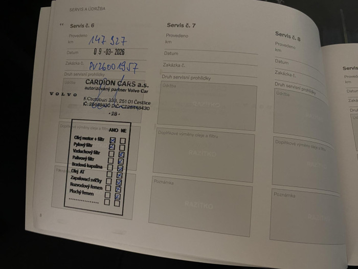 Volvo XC60 B4 AWD MOMENTUM AUT CZ 2.0 Momentum