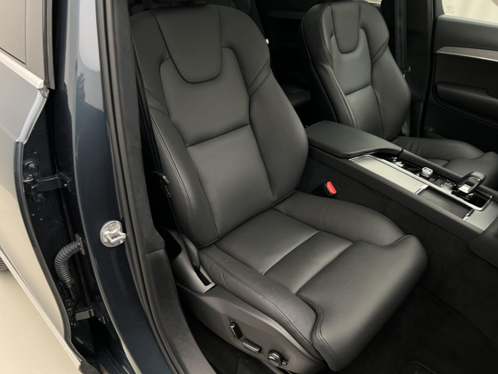 Volvo XC90 T8 AWD RECHARGE ULT. BRIGHT 7M