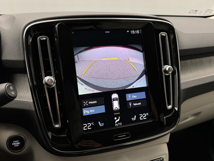 Volvo XC40 B4 INSCRIPTION AUT CZ 1 .maj