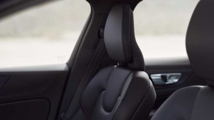 Volvo V60 B4 BRIGHT PLUS