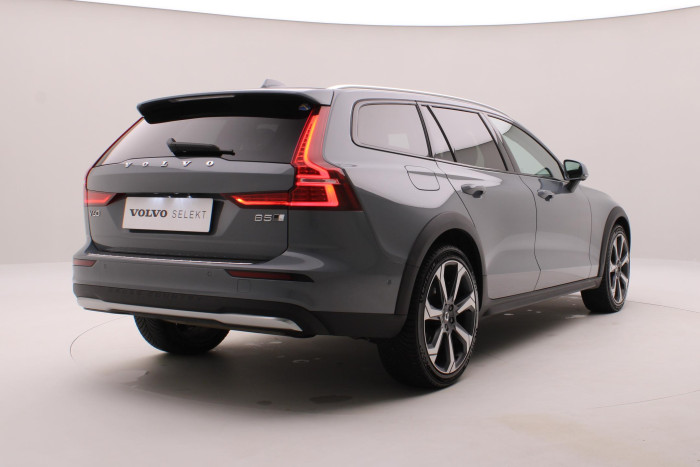 Volvo V60 CC B5 AWD BRIGHT REZERVACE 2.0 CC CC