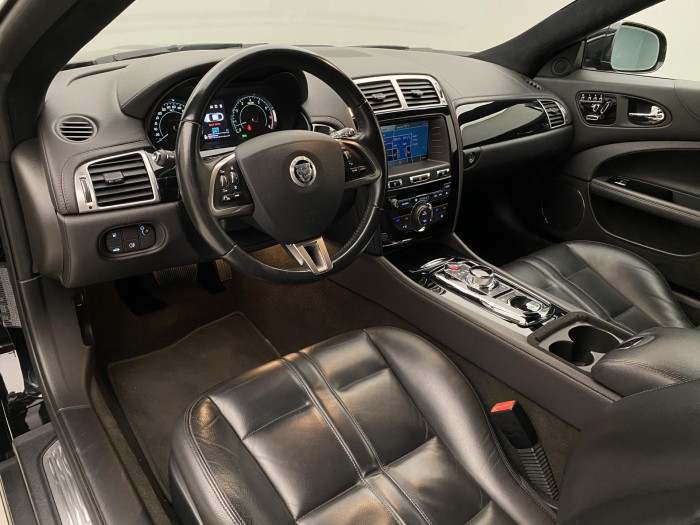 Jaguar XK8 5.0 S/C AUT