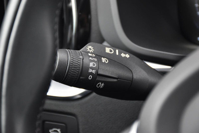 Volvo XC60 B5 AWD MOMENTUM AUT REZERVACE 2.0 Momentum