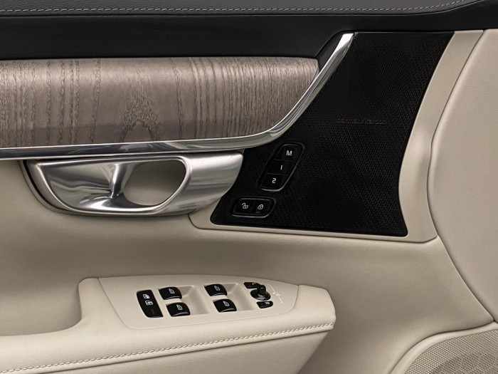 Volvo V90 CC B4 AWD PLUS AUT REZERVACE