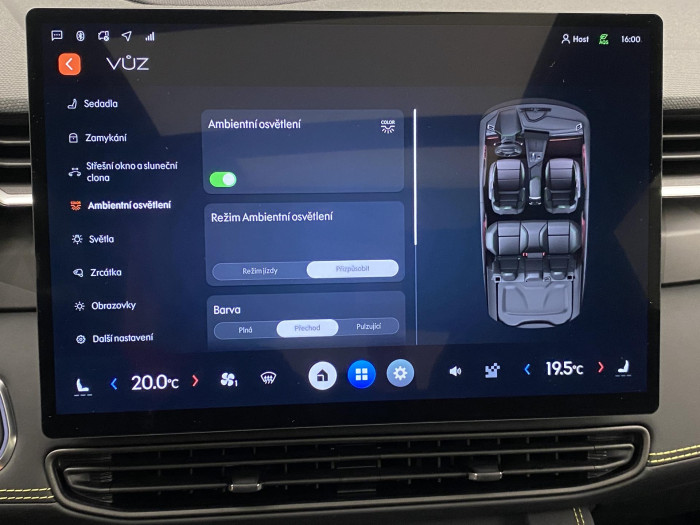 Lynk & Co 01 01 MORE PHEV DEMO