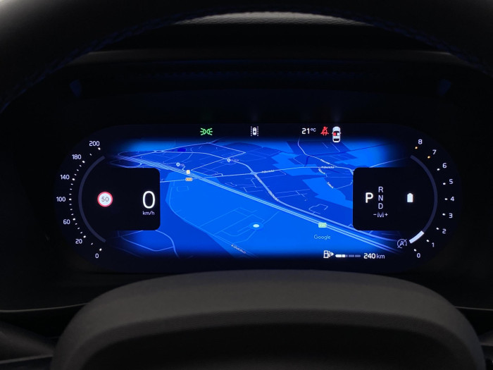 Volvo XC40 B3 DARK PLUS AUT CZ