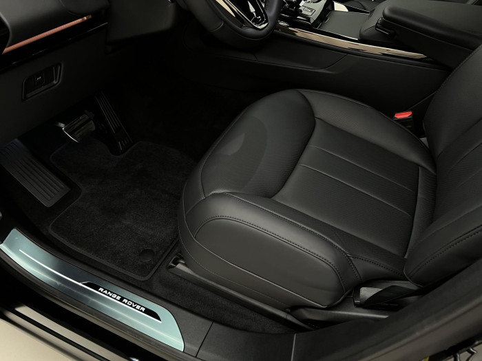 Land Rover Range Rover Sport D300 DYNAMIC SE AWD Aut 3.0 d Dynamic SE