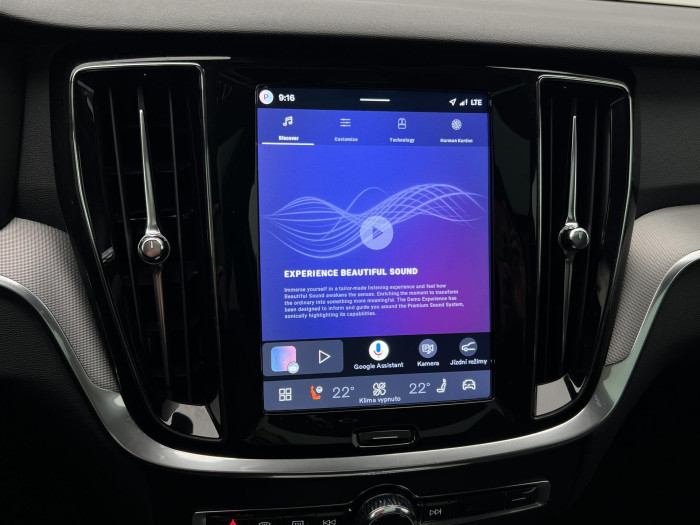 Volvo V60 B4 PLUS DARK AUT 1.maj.