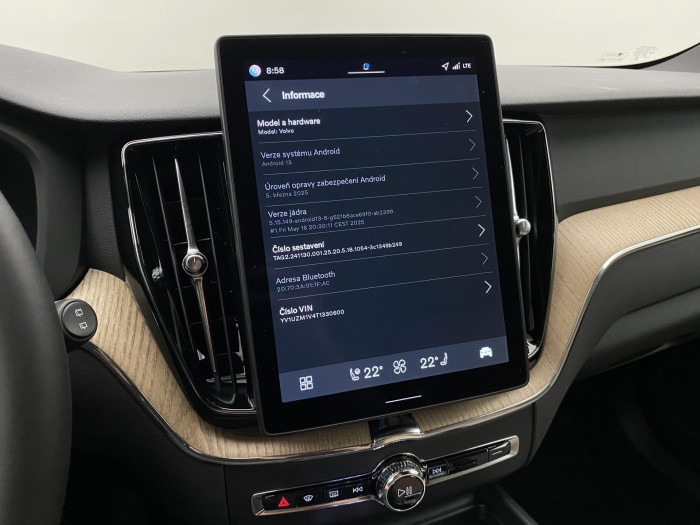 Volvo XC60 B5 AWD AUT DARK PLUS