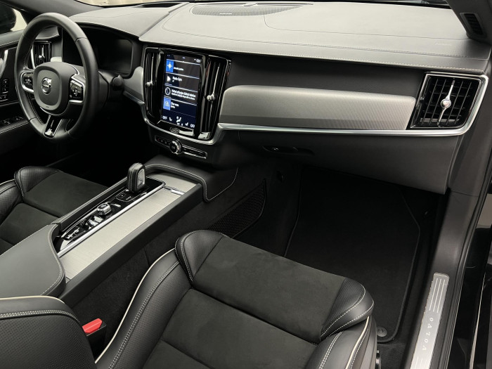 Volvo S90 B5 R-DESIGN AUT