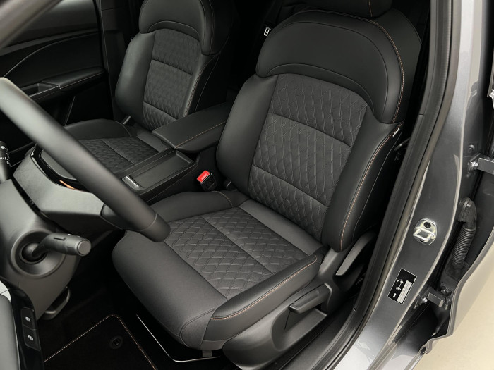 MG MG3 EXCLUSIVE HYBRID+ AUT CZ 1.maj 1.5 Exclusive