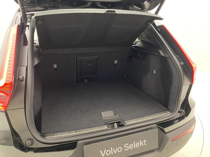 Volvo XC40 B4 AWD INSCRIPTION AUT CZ