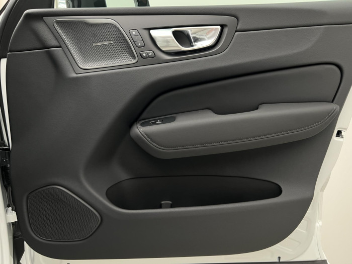 Volvo XC60 T6 AWD RECHARGE DARK PLUS